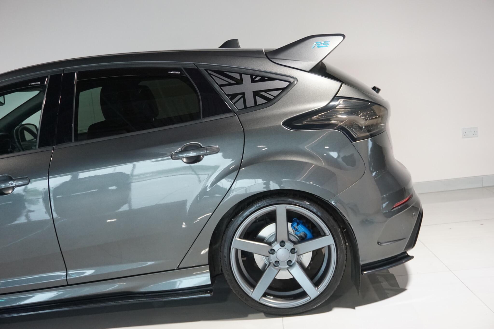 Ford Focus 2.3T EcoBoost RS Hatchback 5dr Petrol Manual AWD Euro 6 (s/s) (350 ps)